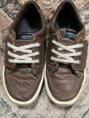 Sperry Kids Brown Leather Sneakers with White Laces